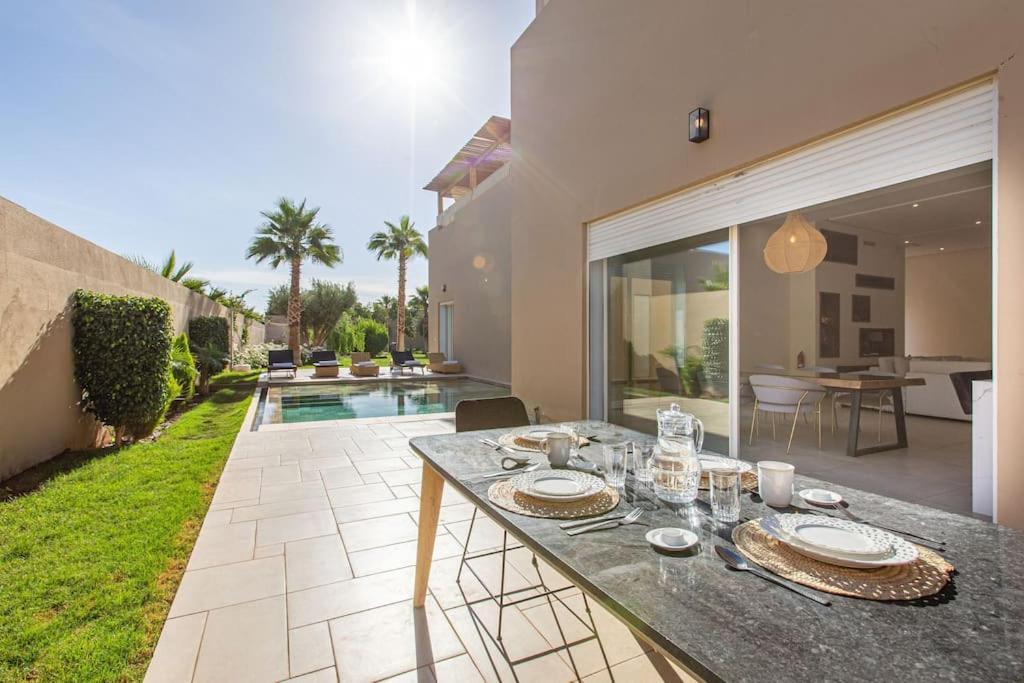 Safiya, Luxe Et Detente, Jeux, Cuisiniere * Marrakesch